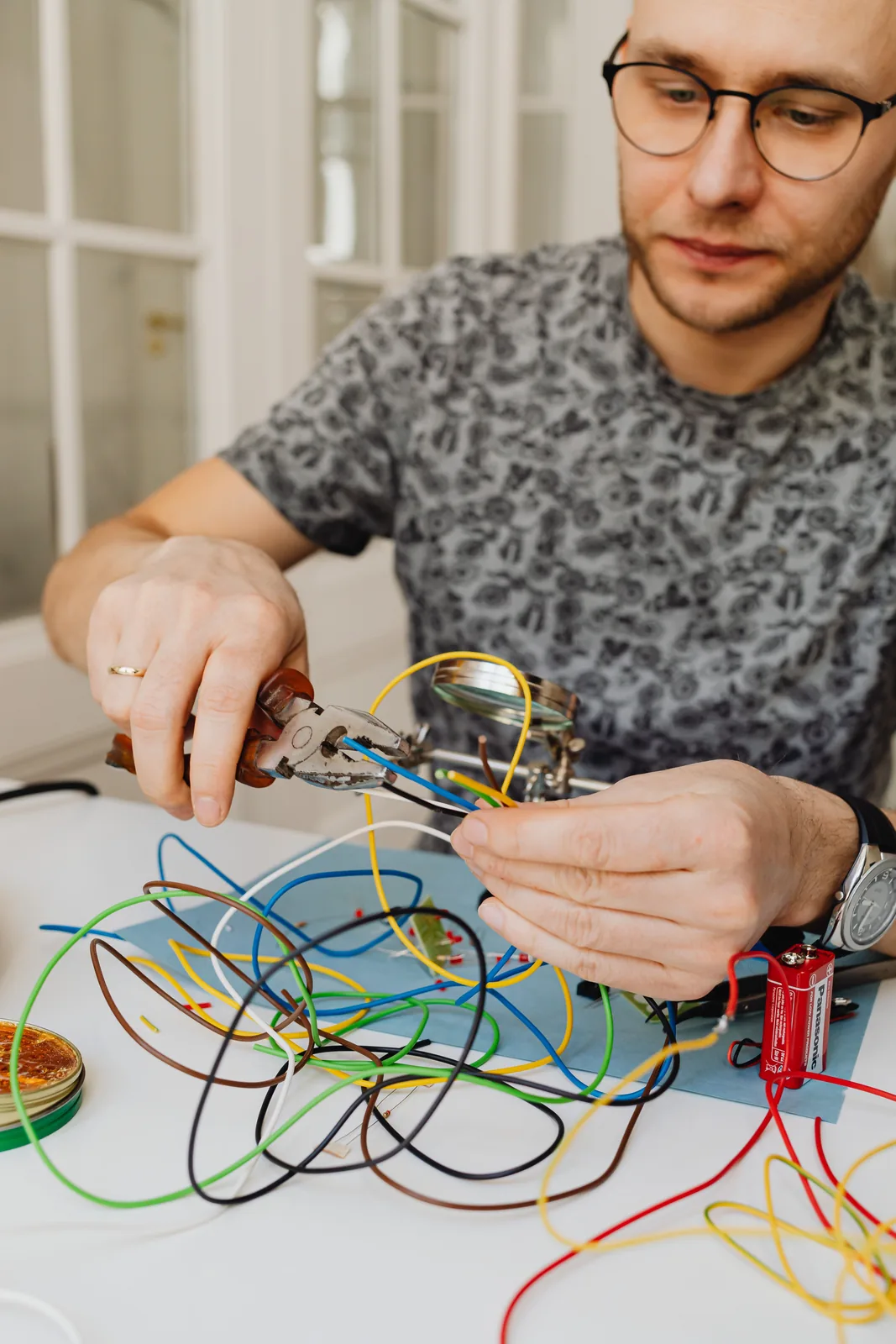 Preparing conductors at the bench, for commercial electrical in Cincinnati